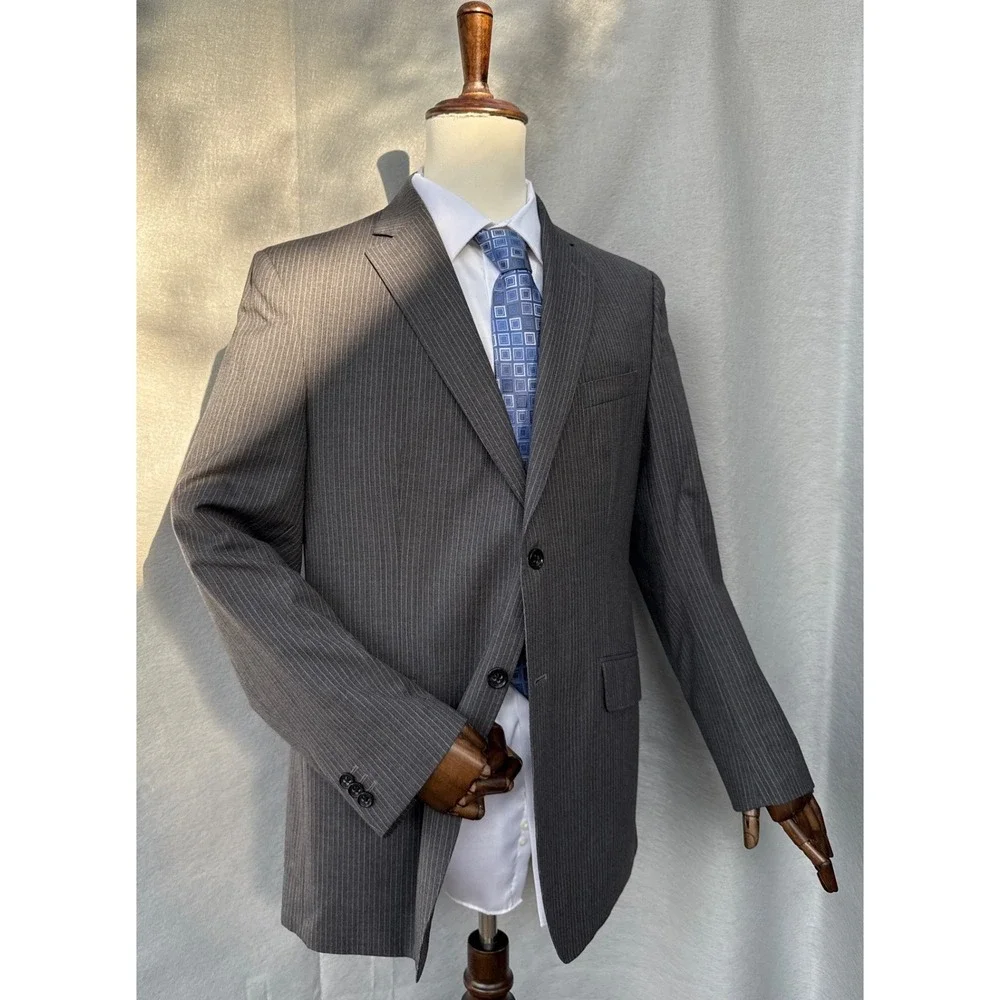 Banana Republic Modern Fit Grey Pinstripe Wool Suit Jacket Blazer Men 44R Career